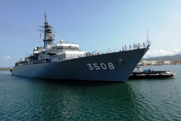 Tàu huấn luyện Kajima của Lực lượng Phòng vệ Biển Nhật Bản.